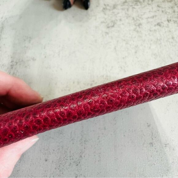 Chanel Burgundy Red Caviar Leather Fold Over Open Wallet - Picture 10 of 16